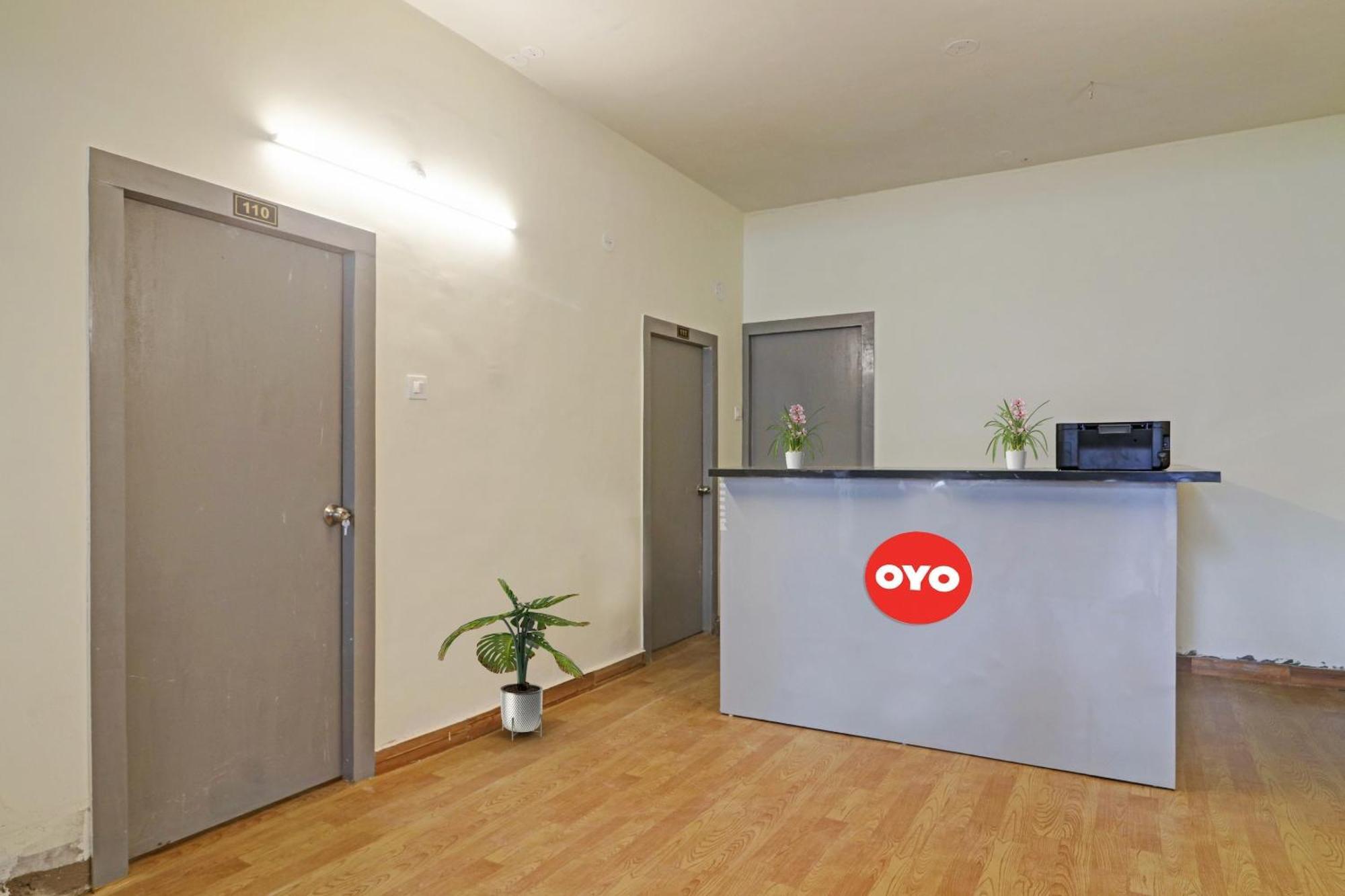 Hotel O Lavish Stay ハイデラバード エクステリア 写真